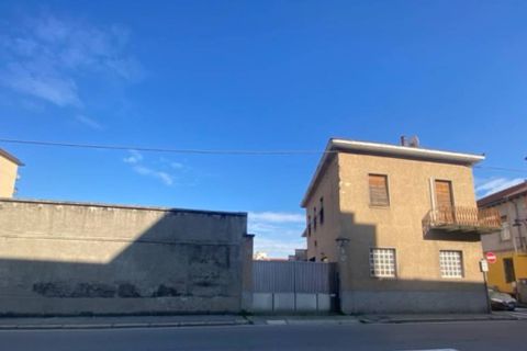 Erhvervsejendom i Busto Arsizio, Varese, Busto Arsizio - € 300.000 | Ref: 411 - foto 39