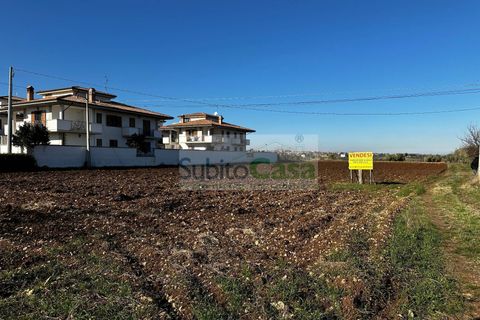 Helårsgrund i Rosciano, Pescara, Rosciano - € 129.000 | Ref: D 386 - foto 4