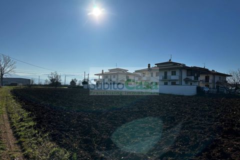 Helårsgrund i Rosciano, Pescara, Rosciano - € 129.000 | Ref: D 386 - foto 11