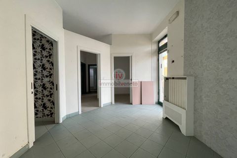 Erhvervsejendom i Lonigo, Vicenza, Lonigo - € 800.000 | Ref: 778 - foto 11