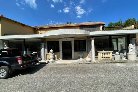 Erhvervsejendom i Leggiuno, Varese, Leggiuno - € 495.000 | Ref: 419F - foto 3