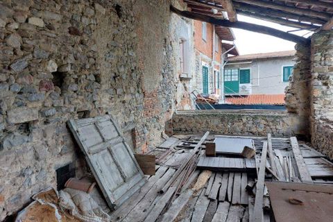 Villa i Laveno-Mombello, Varese, Laveno-Mombello - € 59.000 | Ref: 512-2024 - foto 13