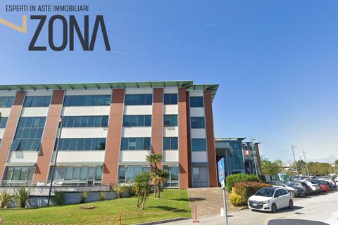 Erhvervsejendom i Spoltore, Pescara, Spoltore - € 190.964 | Ref: 2456 - foto 6