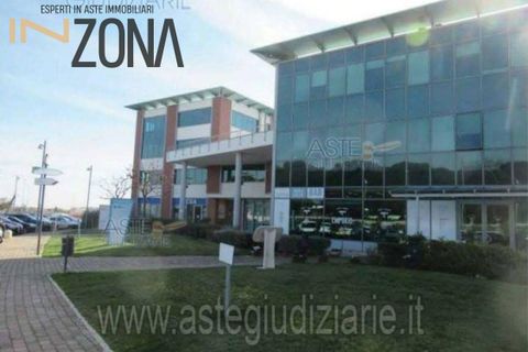 Erhvervsejendom i Spoltore, Pescara, Spoltore - € 200.241 | Ref: 4032 - foto 1