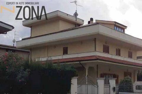 Villa i Alba Adriatica, Teramo, Alba Adriatica - € 255.000 | Ref: 4094 - foto 1