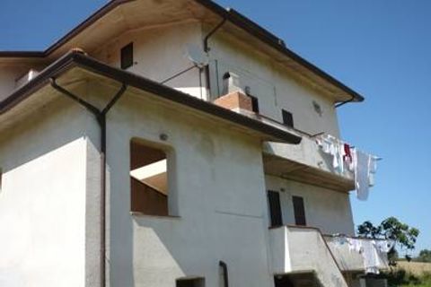 Villa i Bellante, Teramo, Bellante - € 240.000 | Ref: 0480/CS - foto 2