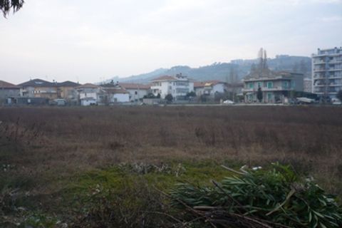 Helårsgrund i Alba Adriatica, Teramo, Alba Adriatica - € 400.000 | Ref: 0126/TE - foto 3