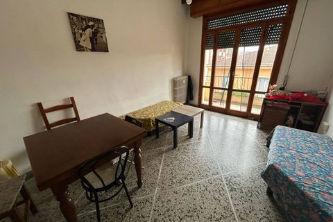 Apartament a Pisa, Pisa, Pisa - € 250/mes | Ref: 2025087 - foto 9