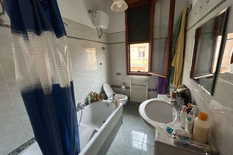 Apartament a Pisa, Pisa, Pisa - € 250/mes | Ref: 2025087 - foto 11