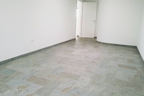L'establiment comercial a Pontedera, Pisa, Pontedera - € 2.000/mes | Ref: 2019P258 - foto 9