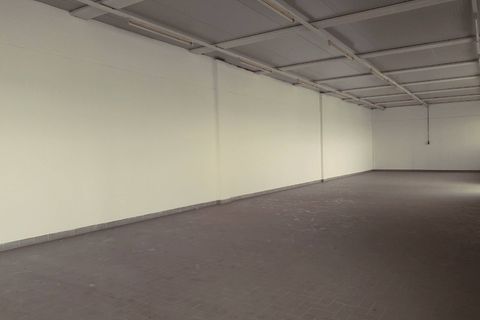 L'establiment comercial a Pontedera, Pisa, Pontedera - € 2.000/mes | Ref: 2019P258 - foto 11