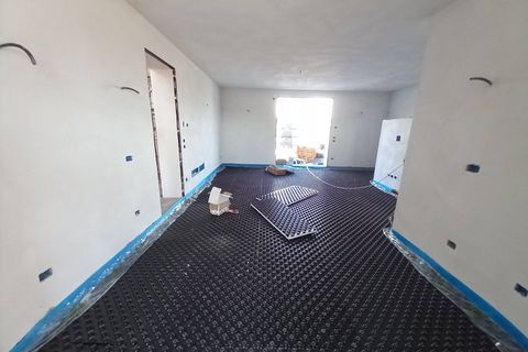 Rækkehus i Pontedera, Pisa, Pontedera - € 390.000 | Ref: 2024P090 - foto 4