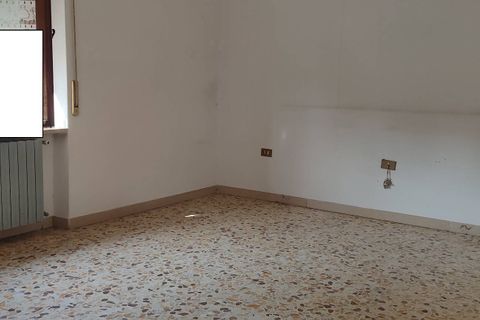 Lejlighed i Collesalvetti, Livorno, Collesalvetti - € 110.000 | Ref: 2024Li165 - foto 3