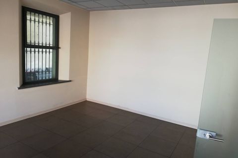 L'establiment comercial a Altopascio, Lucca, Altopascio - € 2.500/mes | Ref: 2019LU024 - foto 2