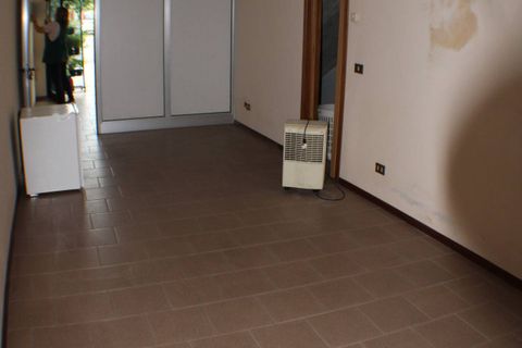L'establiment comercial a Altopascio, Lucca, Altopascio - € 450/mes | Ref: 2020LU028 - foto 6