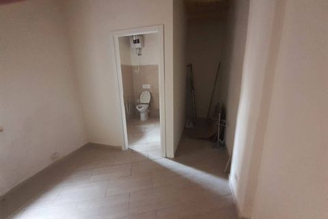 Erhvervsejendom i Lucca, Lucca, Lucca - € 140.000 | Ref: 2023Lu011 - foto 10