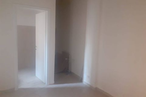 Erhvervsejendom i Lucca, Lucca, Lucca - € 140.000 | Ref: 2023Lu011 - foto 3
