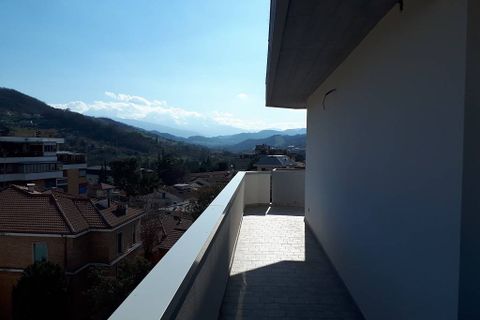 Lejlighed i Teramo, Teramo, Teramo - € 420.000 | Ref: 381 - foto 13