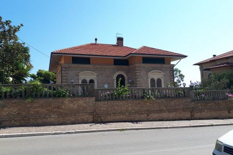 Villa i Giulianova, Teramo, Giulianova - € 1.400.000 | Ref: 389 - foto 4