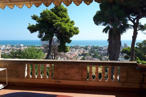 Villa i Giulianova, Teramo, Giulianova - € 1.400.000 | Ref: 389 - foto 13