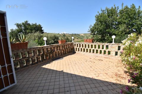 Landejendom i Colonnella, Teramo, Colonnella - € 1.000.000 | Ref: 31023 - foto 43