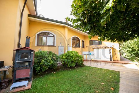 Villa i Pignataro Interamna, Frosinone, Pignataro Interamna - € 500.000 | Ref: AC99-149-1054 - foto 11