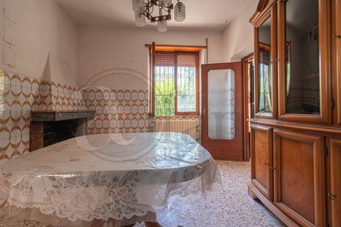Villa a Torrice, Frosinone, Torrice - € 110.000 | Ref: AC99-149-1309 - foto 12