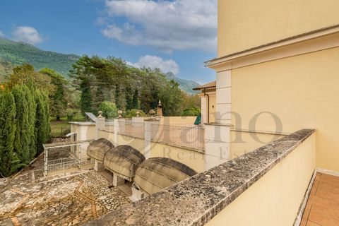 Villa a Cassino, Frosinone, Cassino - € 1.000.000 | Ref: AC99-149-1363 - foto 38