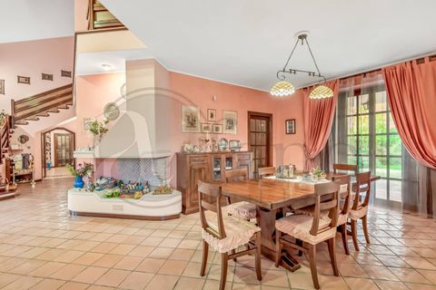 Villa i Ceprano, Frosinone, Ceprano - € 480 000 | Ref: AC99-149-1371 - foto 18