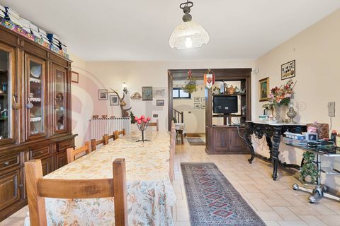 Villa a Falvaterra, Frosinone, Falvaterra - € 130.000 | Ref: AC99-149-1381 - foto 8
