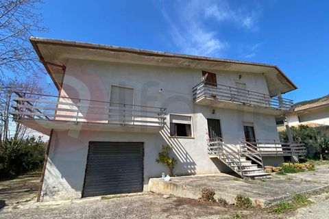 Villa a Arce, Frosinone, Arce - € 60.000 | Ref: AC99-149-1450 - foto 8