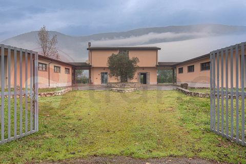 Villa i Castrocielo, Frosinone, Castrocielo - € 189.000 | Ref: AC99-149-1471 - foto 1