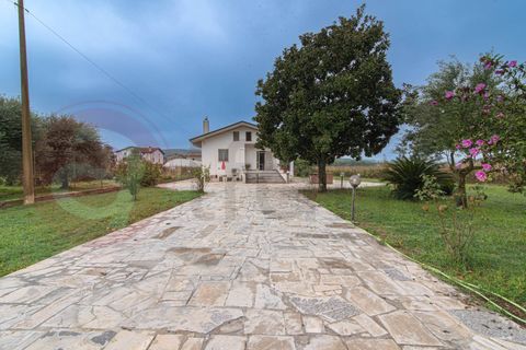Villa i Pontecorvo, Frosinone, Pontecorvo - € 178.000 | Ref: AC99-149-1500 - foto 4