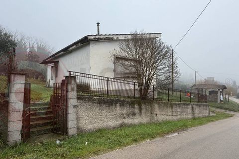 Villa i Arce, Frosinone, Arce - € 41.000 | Ref: AC99-149-1574 - foto 2