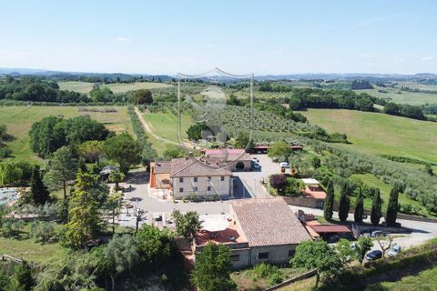 Landejendom i Poggibonsi, Siena, Poggibonsi - € 3.900.000 | Ref: 360 - foto 6