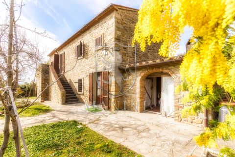 Landejendom i Cortona, Arezzo, Cortona - € 730.000 | Ref: 400 - foto 1