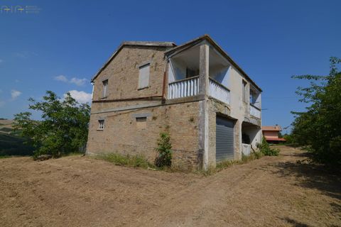 Landejendom i Castignano, Ascoli Piceno, Castignano - € 98.000 | Ref: 28235 - foto 6
