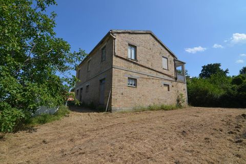 Landejendom i Castignano, Ascoli Piceno, Castignano - € 98.000 | Ref: 28235 - foto 7
