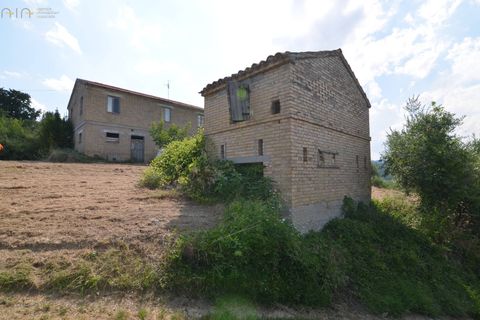 Landejendom i Castignano, Ascoli Piceno, Castignano - € 98.000 | Ref: 28235 - foto 10