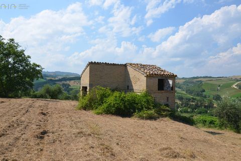 Landejendom i Castignano, Ascoli Piceno, Castignano - € 98.000 | Ref: 28235 - foto 12