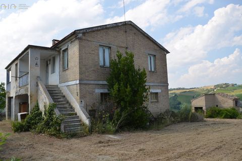 Landejendom i Castignano, Ascoli Piceno, Castignano - € 98.000 | Ref: 28235 - foto 21