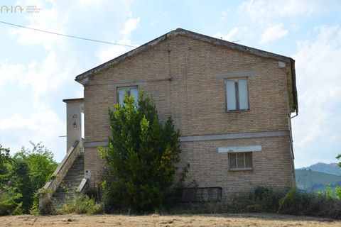 Landejendom i Castignano, Ascoli Piceno, Castignano - € 98.000 | Ref: 28235 - foto 26