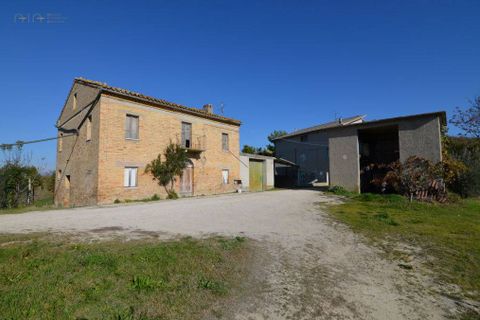Landejendom i Castignano, Ascoli Piceno, Castignano - € 98.000 | Ref: 33195 - foto 4