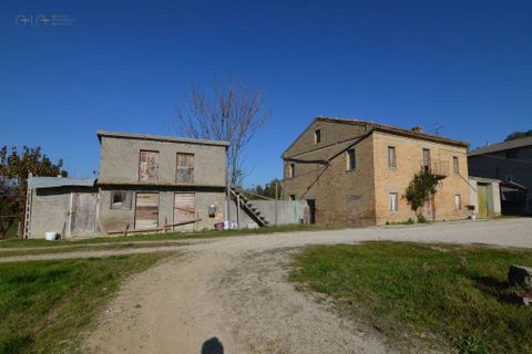 Landejendom i Castignano, Ascoli Piceno, Castignano - € 98.000 | Ref: 33195 - foto 34