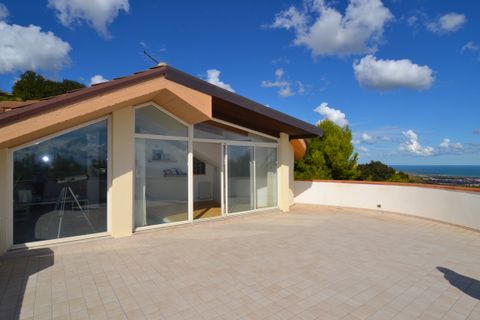 Villa i Colonnella, Teramo, Colonnella - € 750.000 | Ref: 17764 - foto 24