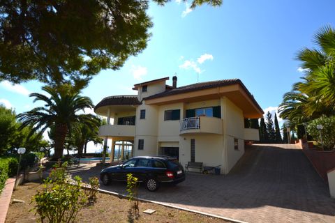 Villa i Colonnella, Teramo, Colonnella - € 750.000 | Ref: 17764 - foto 33