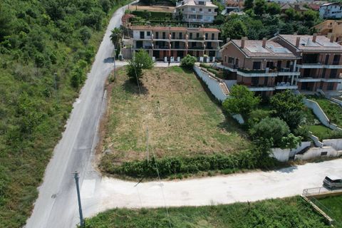 Helårsgrund i Colonnella, Teramo, Colonnella - € 85.000 | Ref: 32318 - foto 1