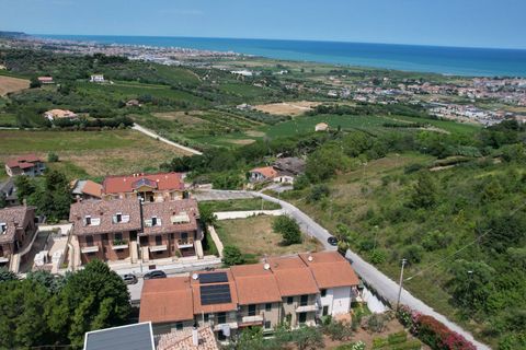 Helårsgrund i Colonnella, Teramo, Colonnella - € 85.000 | Ref: 32318 - foto 11