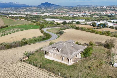 Villa a Ancarano, Teramo, Ancarano - € 180.000 | Ref: 33107 - foto 4