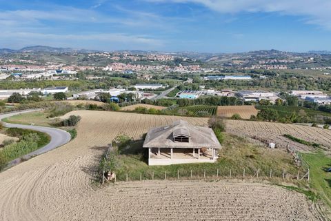 Villa a Ancarano, Teramo, Ancarano - € 180.000 | Ref: 33107 - foto 8